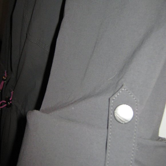 LL Bean Jacket with detachable hood - Picture 4 of 6